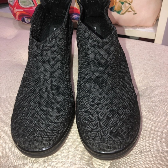 Steven By Steve Madden Elastic Black Platform - Picture 8 of 11